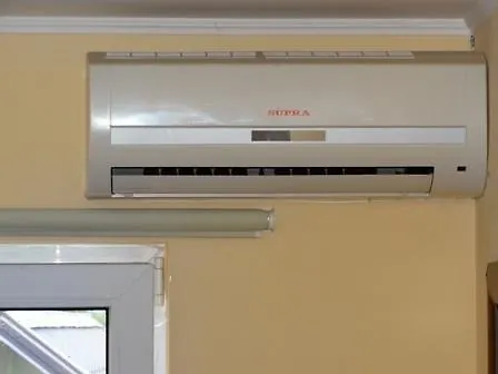 Apartment On Rulevoy Pereulok *