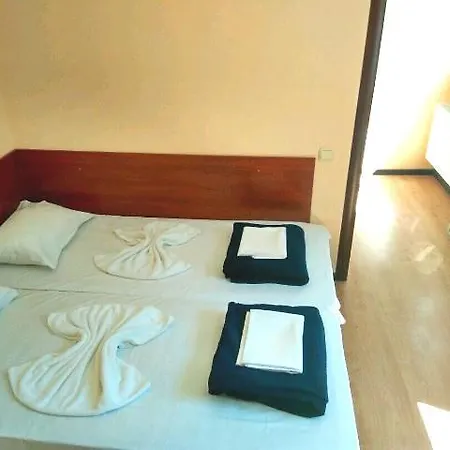 On Rulevoy Pereulok Apartman *