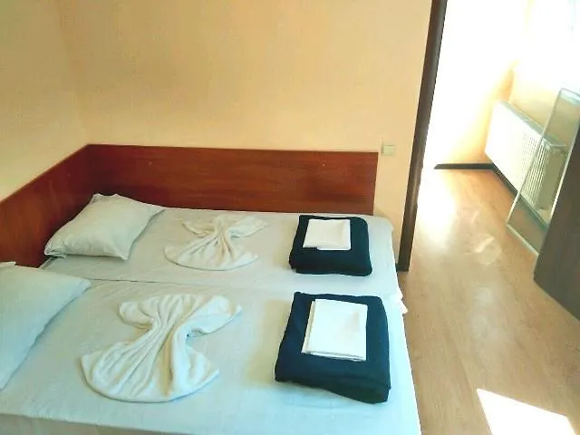 On Rulevoy Pereulok Apartman *